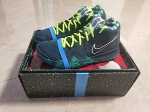 全新欧文4绿龙虾44.5码,concept特殊鞋盒,数量极少