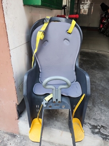 迪卡侬的宝宝自行车座椅,是我讲过的淘宝款里最好的了,设计,外