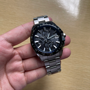 卡西欧海神ocwt3000,单表了,手粗的可以自己去配表节