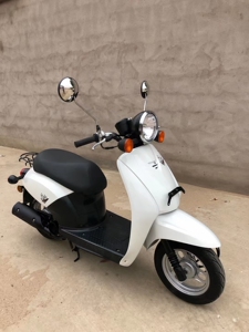 本田踏板摩托车50cc小自由