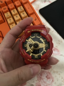 卡西欧猪年限定,去换个手表带就行了,价格可以商议没有发票当时
