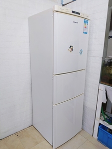 西门子冰箱三门三门式