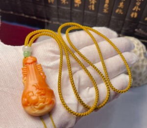 【富贵花开】极品天然万宝螺吊坠规格:49*22*11mm