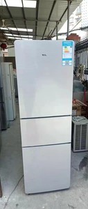 几乎全新的TCL品牌206升3门冰箱（高1.73米），很少有