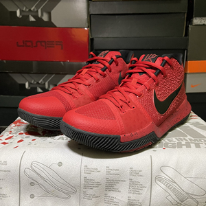 (已出)耐克欧文3黑红,三分球大赛上脚款,nike kyri