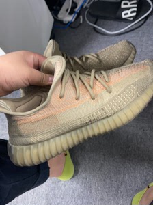 350椰子脏橙天使,发光鞋带未拆,原盒在44.5码.9成新