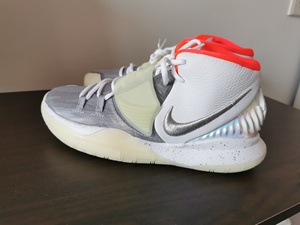 nike / 篮球鞋   欧文6代 夜光白色椰子灰  id定