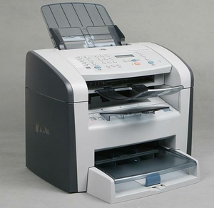 惠普1319黑白激光打印复印一体机,成色好,打印复印效果非常