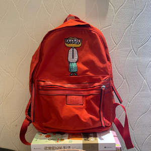 木果果木学生书包，旅行包，上学的时候买的没怎么背过，还挺新的