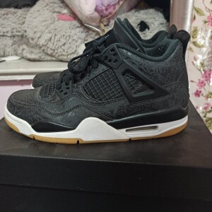 aj4黑镭射gs