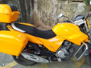 摩托车,飞肯150—11a.跑了一万多公里,无牌.欢迎现场看