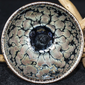 视频看货【光飞度】油花大 结晶佳 倪挺 建阳建盏主人杯 z6