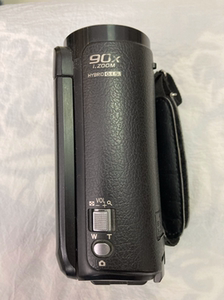 松下摄像机v180的升级产品v380,90倍变焦,超大屏幕