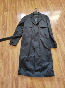 品牌型号 全新东航男士制服风衣,尺码170/88a