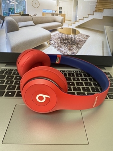001人付款淘宝beats solo3 大红色 99新正品 头戴式蓝牙耳机vip陆