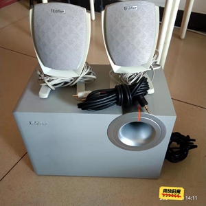 漫步者 r201t 04款 2.1通道多媒体有源音箱