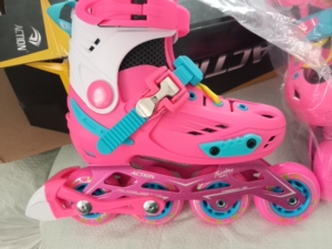 正品少儿专业轮滑鞋溜冰鞋,动感(埃克森)精灵2,全新轮滑俱乐