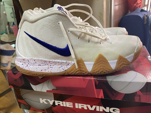 耐克 欧文4 四代 经典 德鲁大叔 配色 白色 . 正品带原