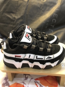 正品斐乐黑白熊猫色篮球鞋,老爹鞋,猫爪鞋,面包鞋,专柜购买保