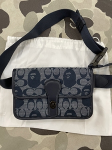 bape coach蔻驰联名挎包迷彩鲨鱼老虎拼接阴阳夜光星空