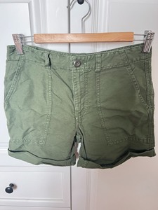 jcrew 军绿色工装短裤  0码 海外专柜购买 9新