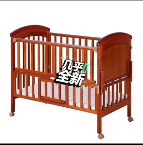 孩子王小硕士婴儿床,桃花心木,多功能,9成新,不用担心甲醛问