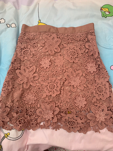 金蘑菇菇 镂空蕾丝半裙，A字裙，皮粉色韩粉色，s码，无质量问
