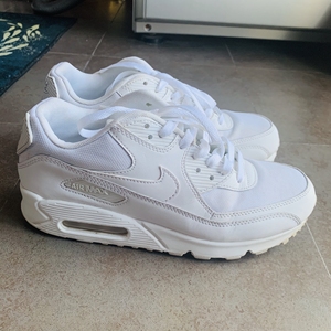 airmax90纯白