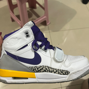 00tb496517431淘宝aj312紫金湖人配色 之前德物买的 现在想出掉买一