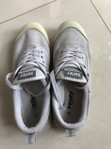 volley小白鞋澳洲