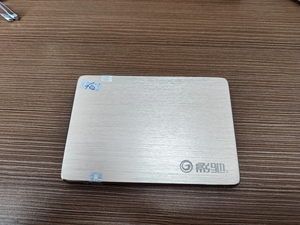 影驰铠甲战将128g固态硬盘,无拆修无暗病,无坏道,包邮