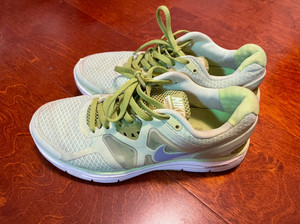 nike 耐克lunarlon登月 减震 跑鞋 女 36.