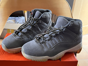nike aj11 灰色配色 42码 自穿真香系列 价格实惠