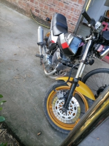 cbt125爆改,改装清单,1,双缸250同步油冷发动机,2