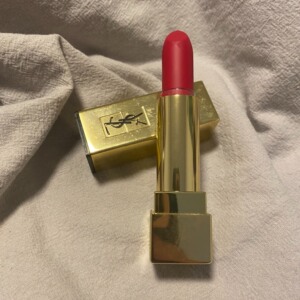 000人付款淘宝圣罗兰口红208 #ysl/圣罗兰星星要掉了13.00