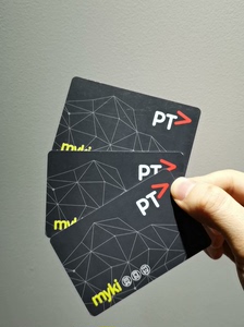 Myki卡 墨尔本交通卡三张 每张公交卡制作费6刀。新开卡片