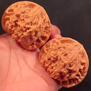 【文玩核桃】54矮桩麒麟纹官帽精品对