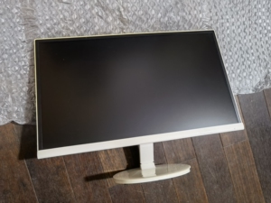 现代e窗显示器24寸