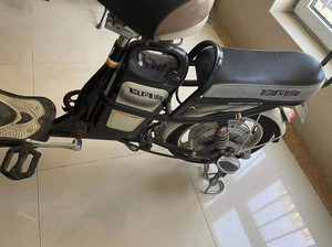 追风鸟锂电电动自行车