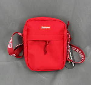 00tb937057058淘宝supreme潮包字母斜挎包韩版单肩包嘻哈风轻便斜