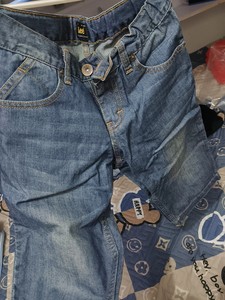 Lee男童牛仔短裤，九成新，裤边，裤裆，裤腰都没有磨损，代购