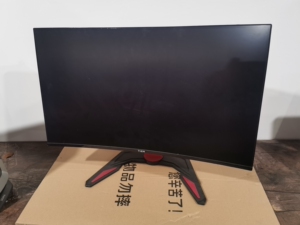 铁幕cm3202p 曲面32寸144hz 电竞显示器 现货5