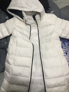 意尔康 女 棉服 l码 穿过两次 没有受损痕迹