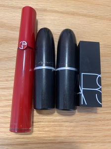 阿玛尼402号色口红,使用量1/5,专柜购入,50元.