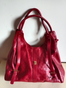 vsvelsus威尔萨斯真皮女拎包,品牌女包款式不喜欢,闲置