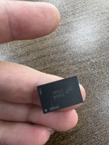 2tb容量qlc颗粒nx896印丝镁光nand闪存mt29f