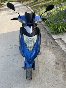 比亚乔踏板摩托车转让