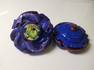 劲爆战士东方豹翻海神蛟