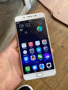 经典机型,屏幕显示不错,大屏幕,用来听tb0793775