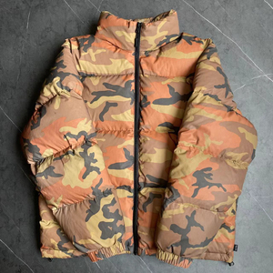 supreme反光涂层迷彩,m码(偏大),充绒量大吊打北面